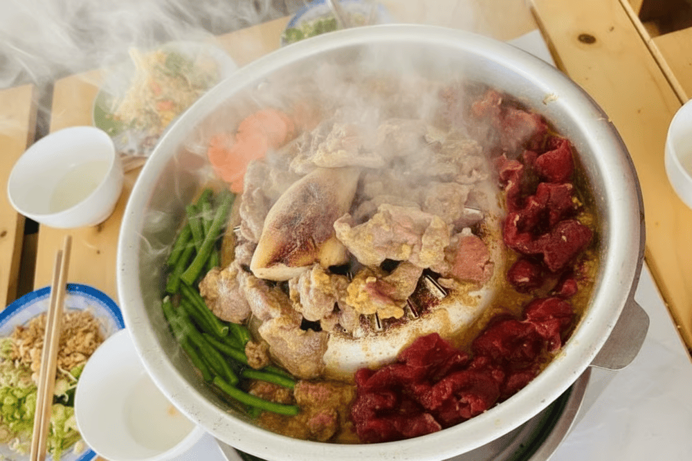 Bò leo núi Tân Châu